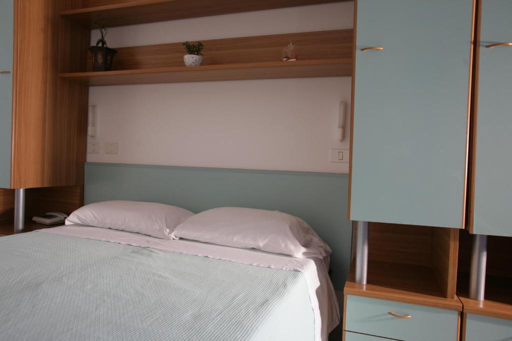 Hotel Atlantic 세니갈리아 객실 사진
